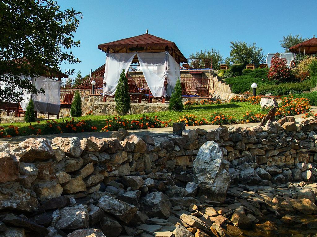 Hotel Blagodat Šajan Exteriér fotografie